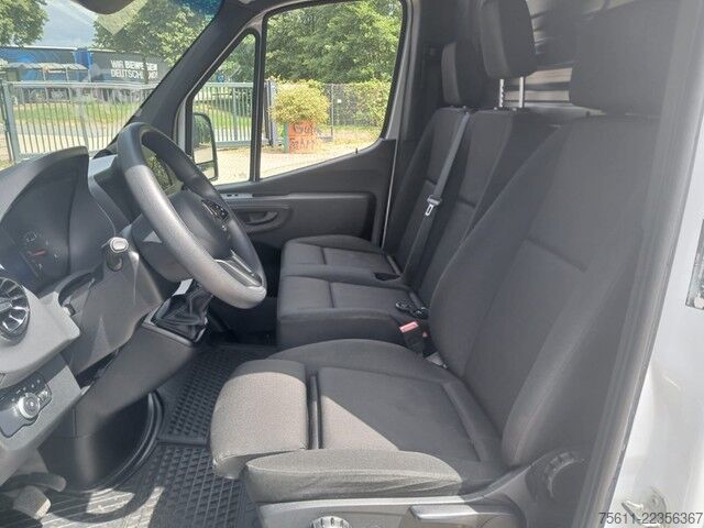 Refrigerator body van Mercedes-Benz Sprinter III FWD 215 CDI FRISCHEDIENST 0°NEU RFK A
