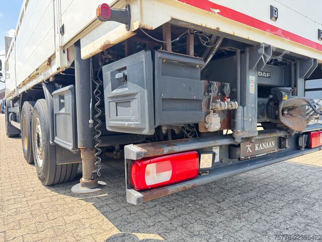 Truck mounted crane DAF CF 460  6x2  Baustoff Palfinger PK18001L