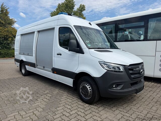 High top van MERCEDES-BENZ Sprinter 516 CDI Maxi Klima LED Werkstatt Standh