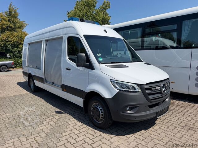 High top van MERCEDES-BENZ Sprinter 516 CDI Maxi Klima LED Werkstatt Standh
