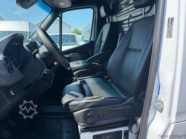 High top van MERCEDES-BENZ Sprinter 516 CDI Maxi Klima LED Werkstatt Standh