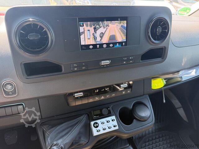High top van MERCEDES-BENZ Sprinter 516 CDI Maxi Klima LED Werkstatt Standh