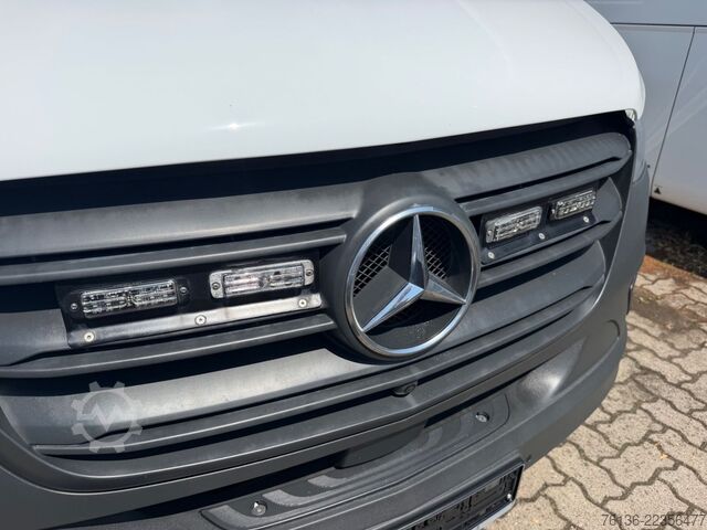 High top van MERCEDES-BENZ Sprinter 516 CDI Maxi Klima LED Werkstatt Standh