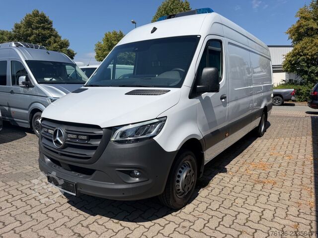 High top van MERCEDES-BENZ Sprinter 516 CDI Maxi Klima LED Werkstatt Standh