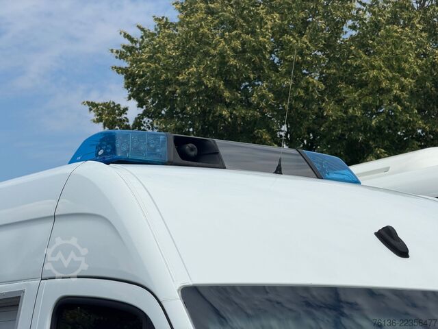 High top van MERCEDES-BENZ Sprinter 516 CDI Maxi Klima LED Werkstatt Standh