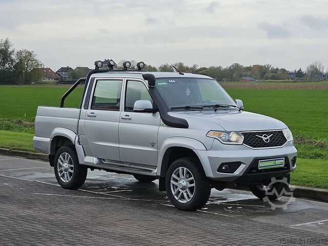 Pickup  Patriot Pick up 4x4 Petrol Airco!