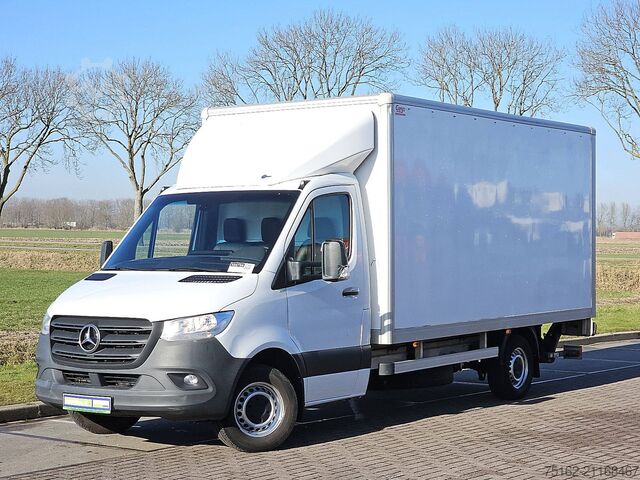 Koffer MERCEDES-BENZ SPRINTER 316 Bakwagen Laadklep!