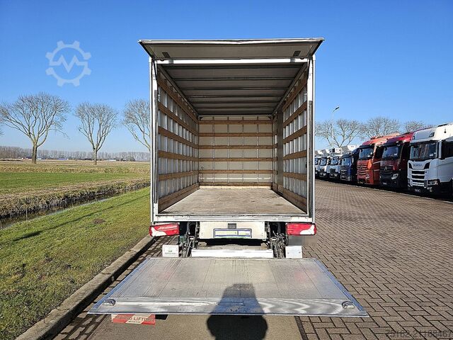 Koffer MERCEDES-BENZ SPRINTER 316 Bakwagen Laadklep!