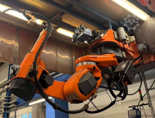 Floor track system Cloos Qirox Roboter auf Hochfahrbahn