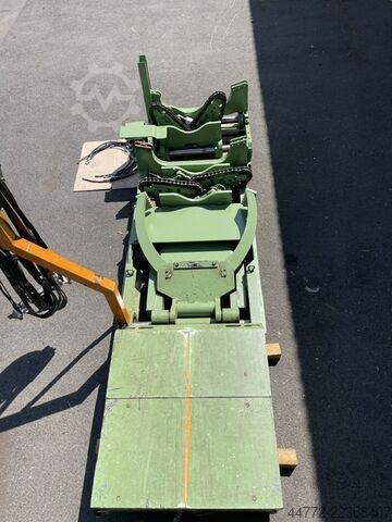 Remote-controlled tensioning trailer MÖHRINGER ROBOCONTROL