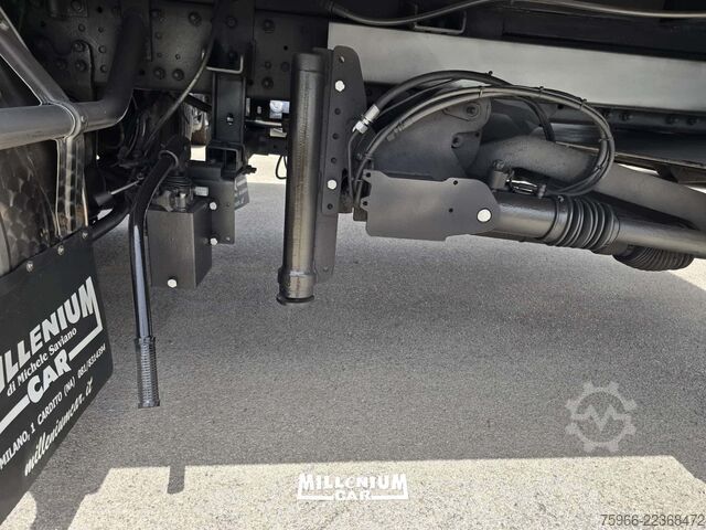 Curtain sider van Iveco STRALIS 400 CENTINATO 9,60 A/BASSA SPOND