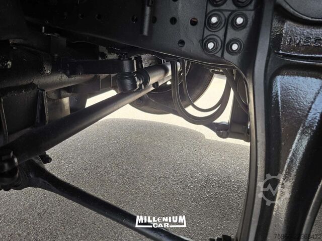 Curtain sider van Iveco STRALIS 400 CENTINATO 9,60 A/BASSA SPOND
