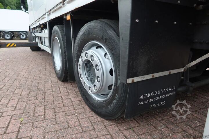 Kranwagen Mercedes-Benz ANTOS 2830 Kraanwagen open Laadbak Fassi F295 +...