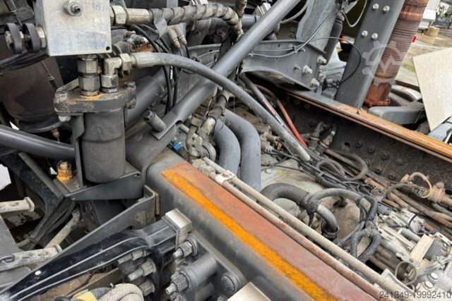 Truck chassis VOLVO FH-500 10x4