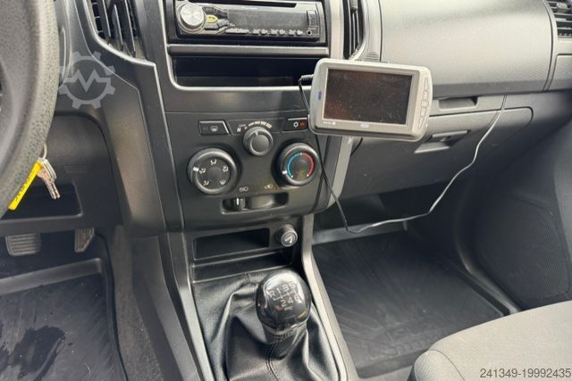 Van ISUZU ATF S86 2.5Diesel 4x4