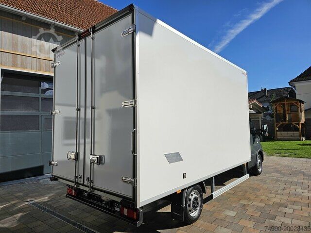 Transporter mit Koffer Iveco Daily 35S18 3.0 Koffer Voll-LED Navigation