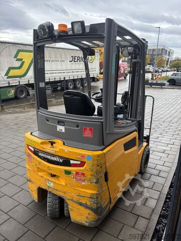 Elektrisch – 3 Räder Jungheinrich EFG 220 464DZ RES//LS//BIS//16.02.2026