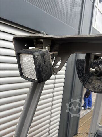 Elektrisch – 3 Räder Jungheinrich EFG 220 464DZ RES//LS//BIS//16.02.2026