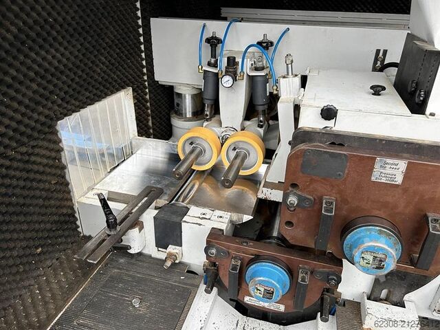 2004 LEADERMAC SPEEDMAC 826 Leadermac SPEEDMAC 826