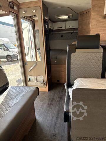 Teilintegriertes Wohnmobil Ford Transit Weinsberg Carasuite 2024  | Cambio automatico | 5 posti letto