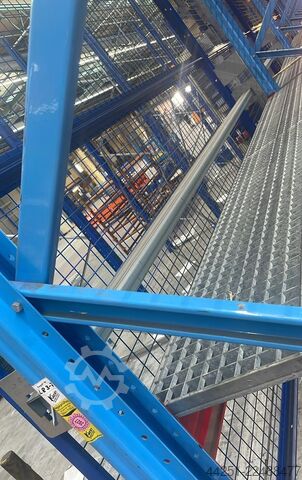 22m Palettenregal Höhe 6,20m 4 Ebene Vogelsang MP 825 + INP 100