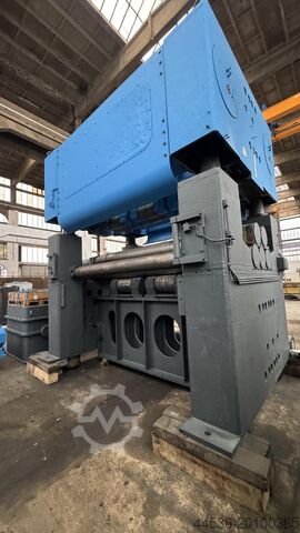 Sheet metal straightening system WMW Wildau UBR 32x2500