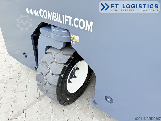 4-way forklift Combilift C4000 GAS TRIPLEX 5550 POSITIONER CABIN