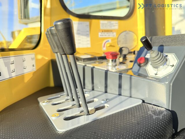 4-way forklift Combilift C4000 / GAS / WIDE SELECTION OF FORKLIFT