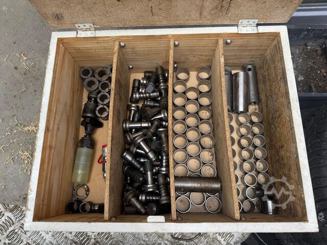 Hydraulic saw tensioner for gang saw Die Sägenmacher / Thöress 