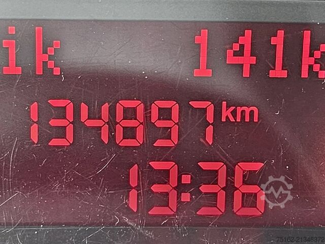 Suitcase IVECO DAILY 35S12 Bakwagen Laadklep!