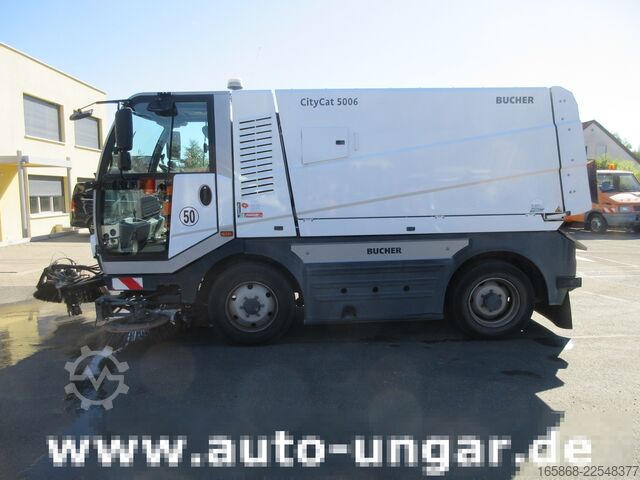 Kehrmaschine Bucher CityCat CC 5006 3 Besen Euro 6 Motor 50k