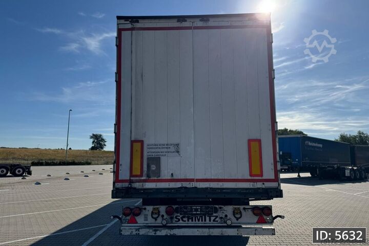 Suitcase Schmitz Cargobull SCB/S3B / Disk brakes / Double stock