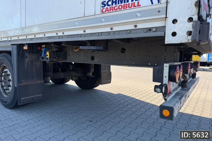 Suitcase Schmitz Cargobull SCB/S3B / Disk brakes / Double stock