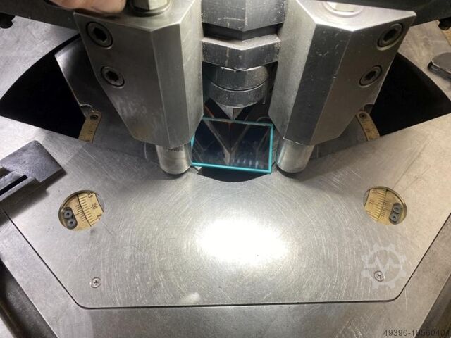 2 Stationen Ausklinkmaschine mit Winkelverstellung + Abkantmaschine; Gesenkbiegepresse, Ausklinksche EUROMAC Multi 220/6R