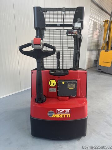 S 1.6 i * DEMO * Atex EX * Miretti 2G / Z1 * NEUE Batterie!! HYSTER S 1.6 i * DEMO * Atex EX * Miretti 2G / Z1 * NEW battery !!