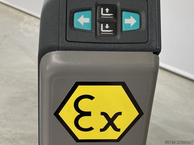 ECE 310 * DEMO * Atex EX * 3G / Z2 * NEUE Batterie !! JUNGHEINRICH ECE 310 * DEMO * Atex EX * 3G / Z2 * NEW battery !!