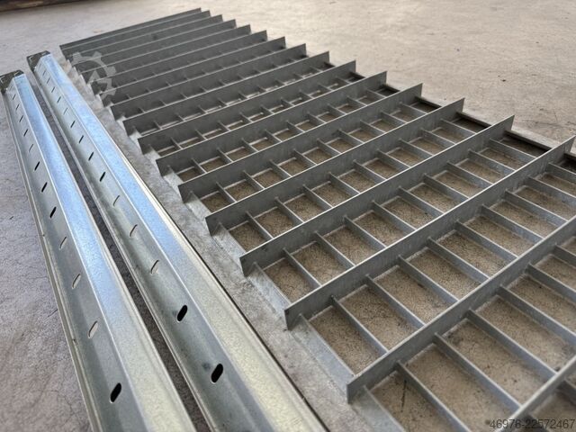 Fachbodenregal / Abm.: 1.282 x 400 mm Dexion HI280 Gitterrostboden und Traversen f. Regal