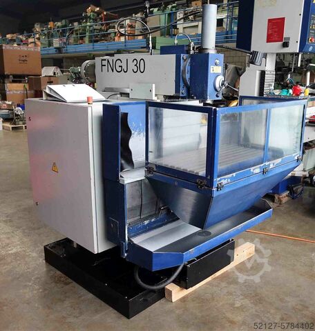 Universal tool milling machine INTOS FNGJ30