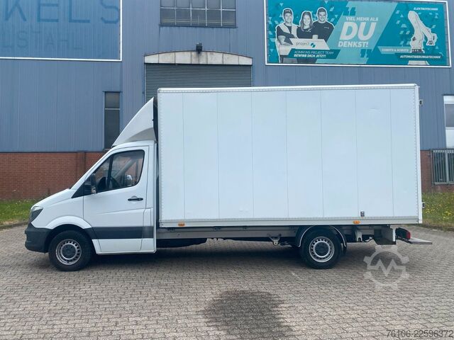 Box van MERCEDES-BENZ Sprinter 316 CDI Koffer *Klima*Ahk*Seiten Tür*