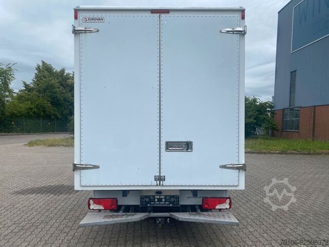 Box van MERCEDES-BENZ Sprinter 316 CDI Koffer *Klima*Ahk*Seiten Tür*