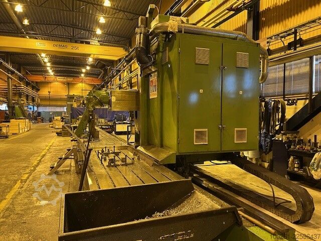 Travelling column milling machine Butler Elgamill