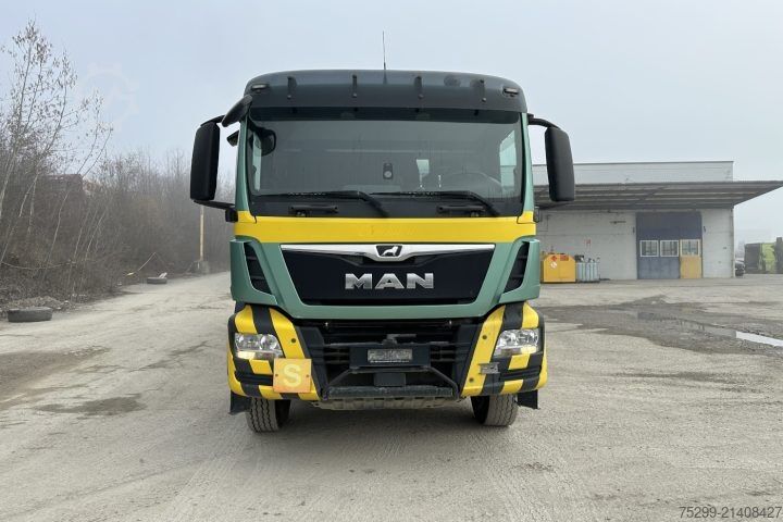 Standard tractor unit MAN TGS 26.440 6x4 Kipphydraulik / Swiss-Vehicle