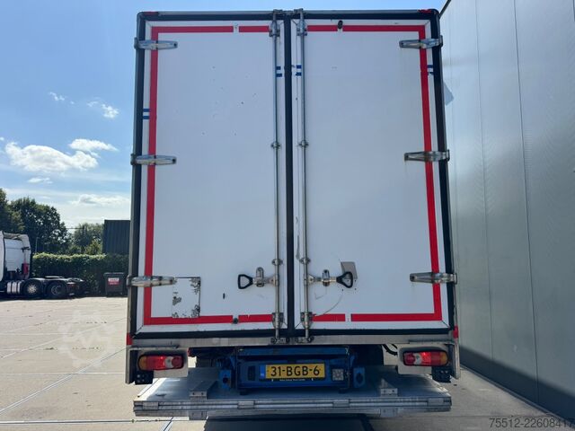 Koffer Renault D16 / Tail Lift / Euro 6 / TUV: 6-2027 / NL Truck