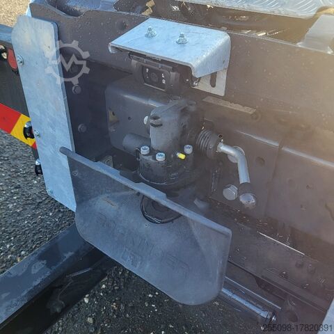 Telehoist load trolley Renault C440 6x4 - Palfinger