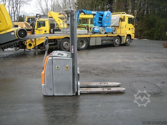 Manual stacker STILL EXV 16 I