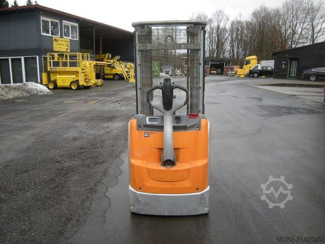 Manual stacker STILL EXV 16 I