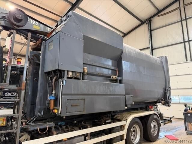 Presscontainer AJK wascontainer voor ondergrondse containers te wa...