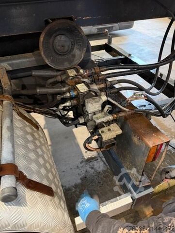 Presscontainer AJK wascontainer voor ondergrondse containers te wa...