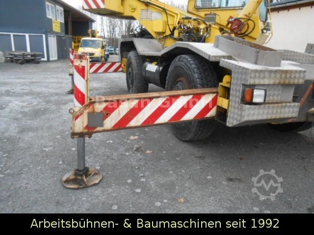 Tower crane Coles Cranes 625S, 20T