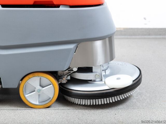 Hako Scrubmaster B30 CL NEW BATTERIES Hako Scrubmaster B30 CL TB430 - 2020y - 93h